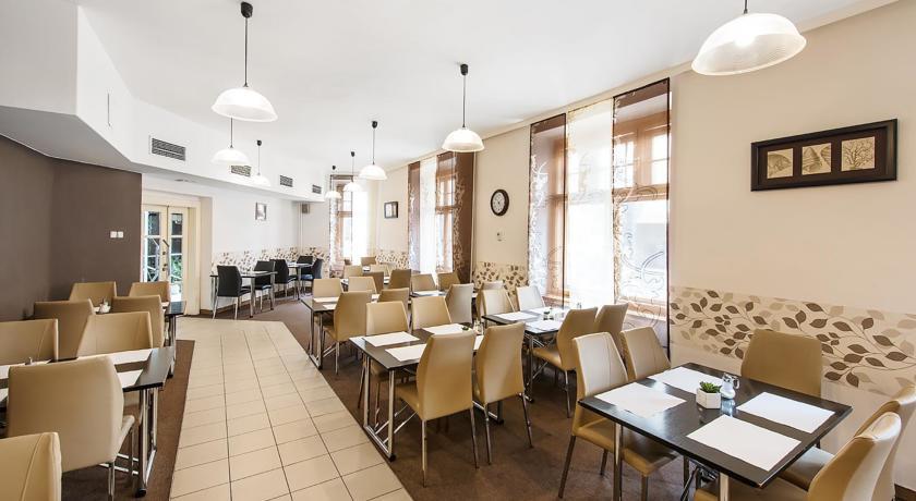 Hotel Esprit Прага Экстерьер фото